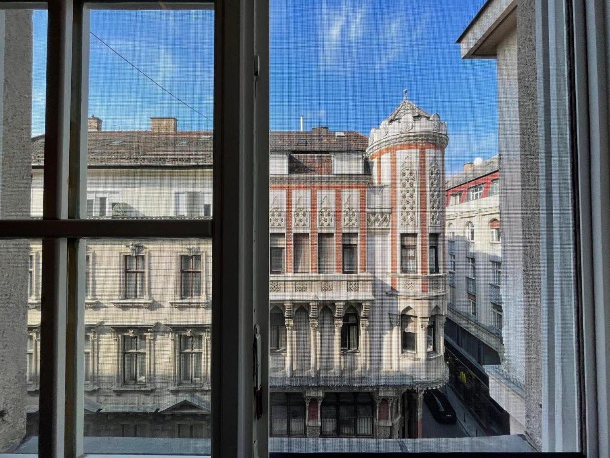 R7 Design Apartment - Hostaid Budapest Exterior photo